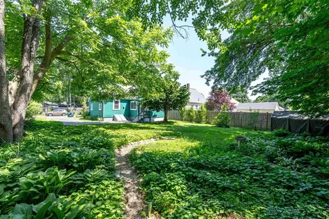 56 Underhill Street Nashua NH 03060