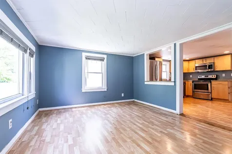 56 Underhill Street Nashua NH 03060