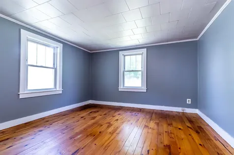 56 Underhill Street Nashua NH 03060
