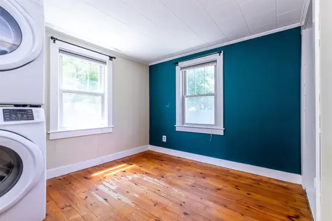 56 Underhill Street Nashua NH 03060