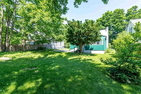 56 Underhill Street Nashua NH 03060