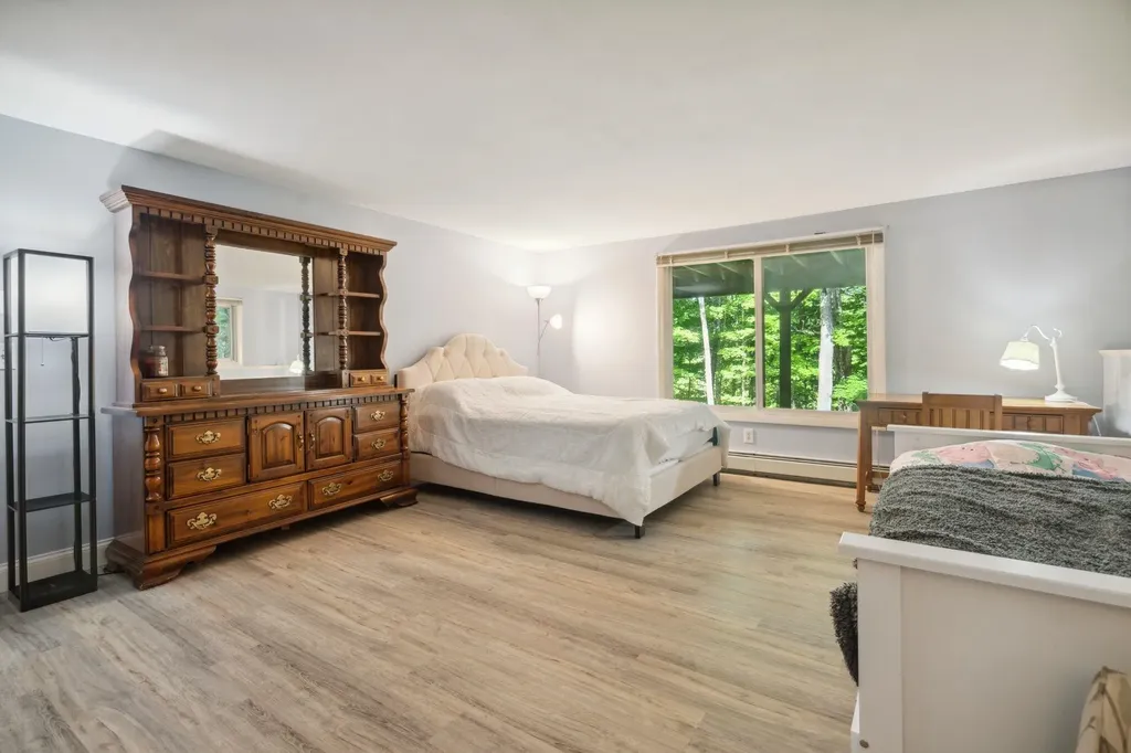 98 Greensward Drive Grantham NH 03753