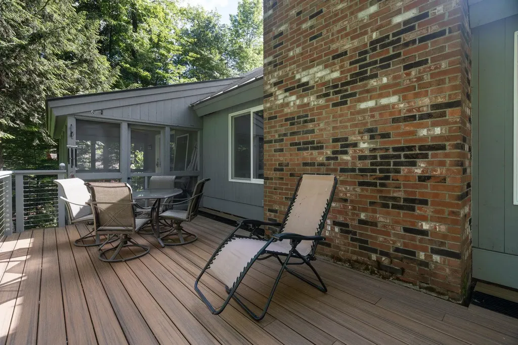 98 Greensward Drive Grantham NH 03753