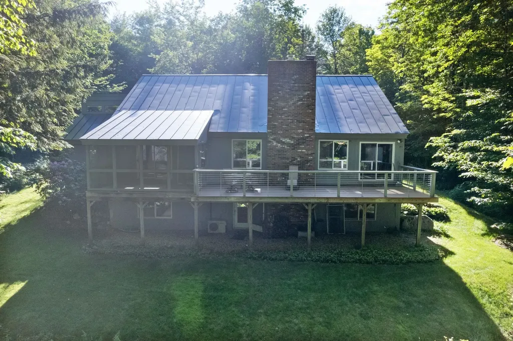 98 Greensward Drive Grantham NH 03753