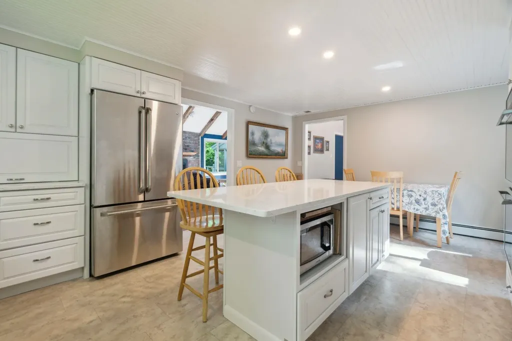 98 Greensward Drive Grantham NH 03753