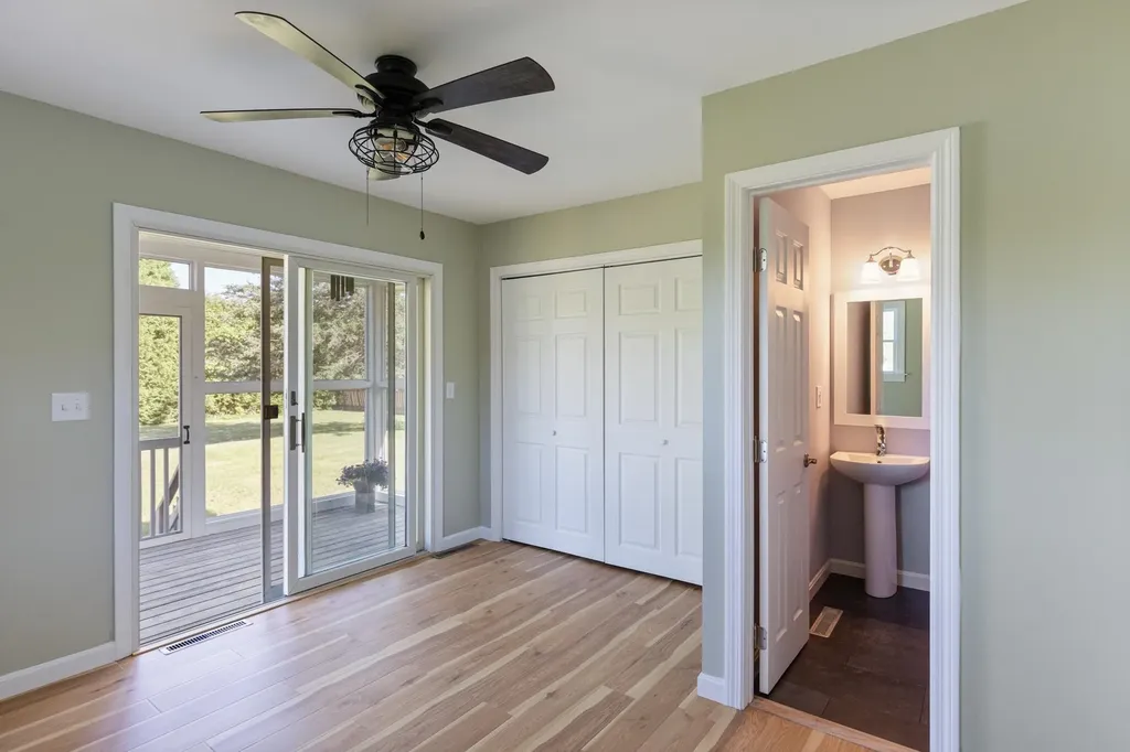 128 Don Mar Terrace Colchester VT 05446