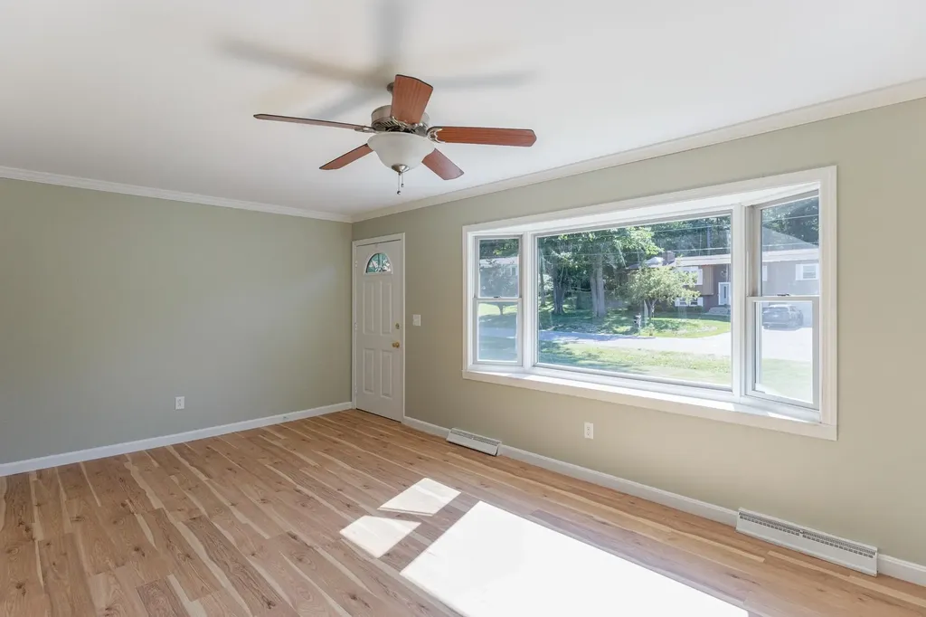 128 Don Mar Terrace Colchester VT 05446