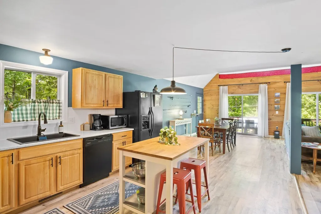 1 Winsor Way New Durham NH 03855