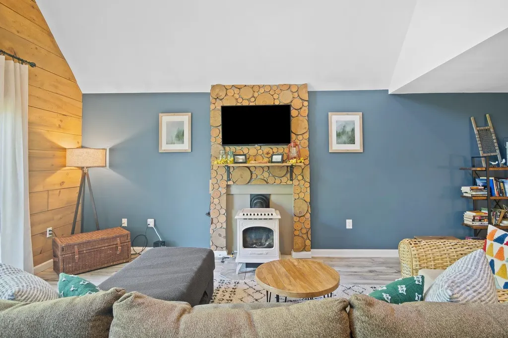 1 Winsor Way New Durham NH 03855
