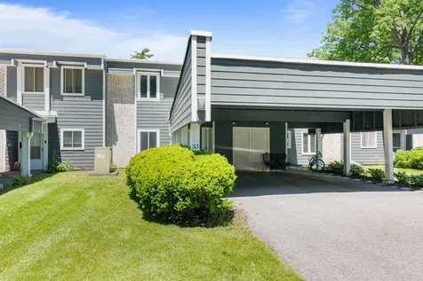 8 Timber Lane South Burlington VT 05403