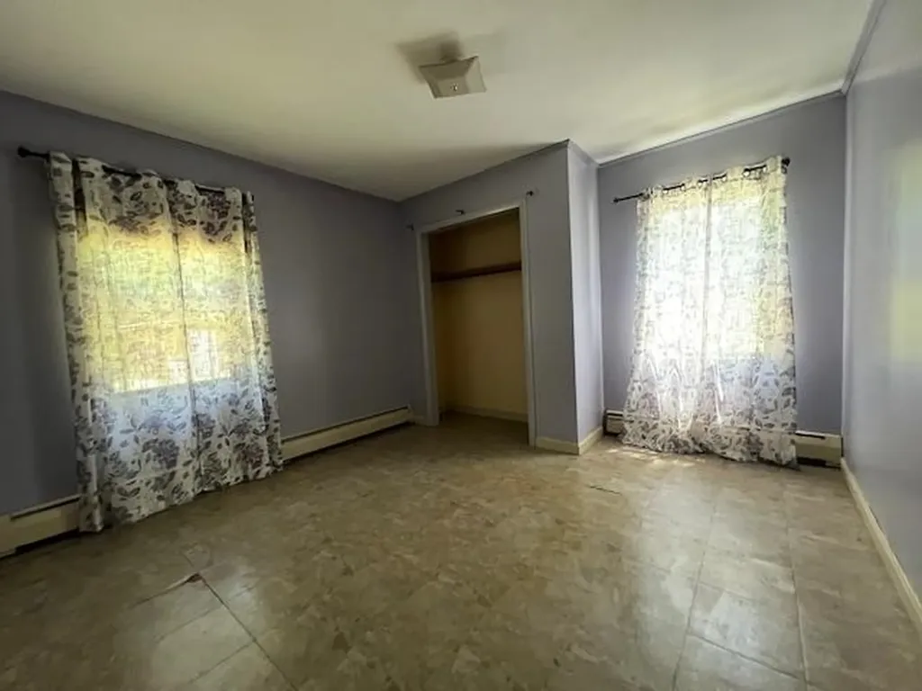 36 Woonsocket Avenue Claremont NH 03743