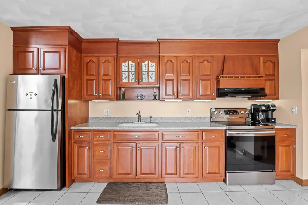 18 Auclair Road Middleton NH 03887