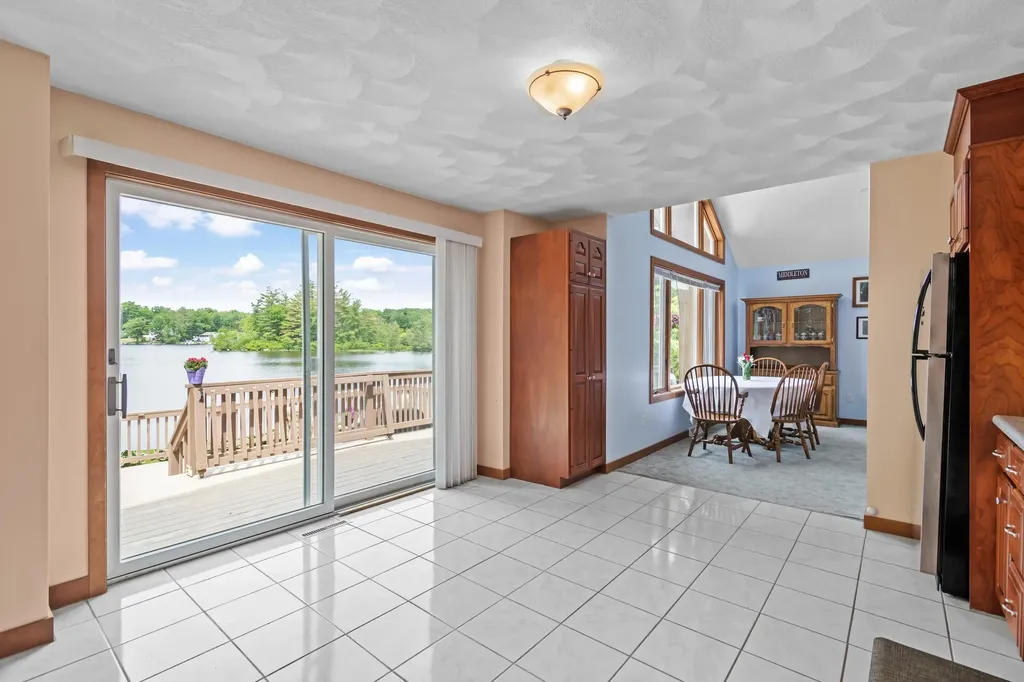 18 Auclair Road Middleton NH 03887