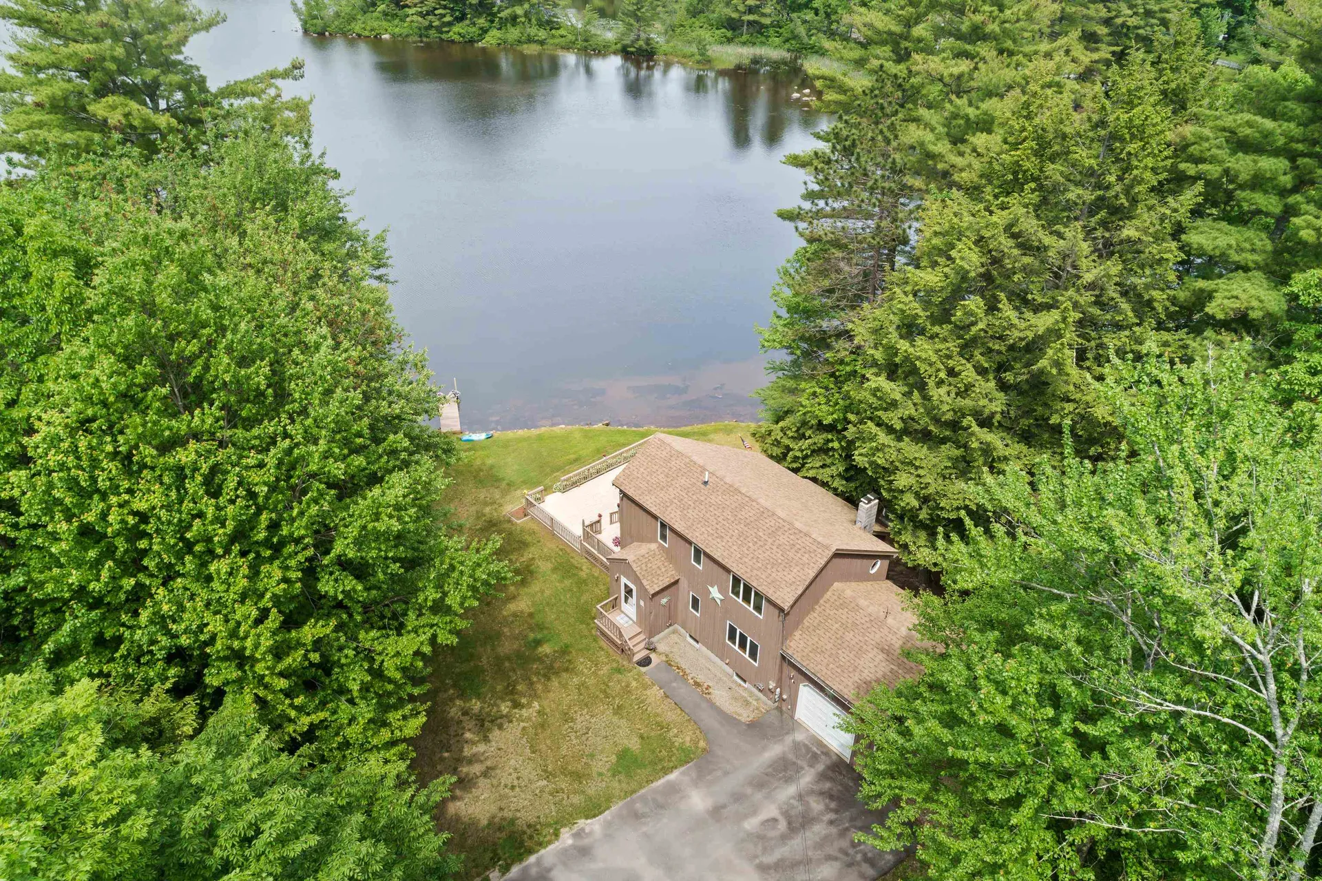18 Auclair Road Middleton NH 03887