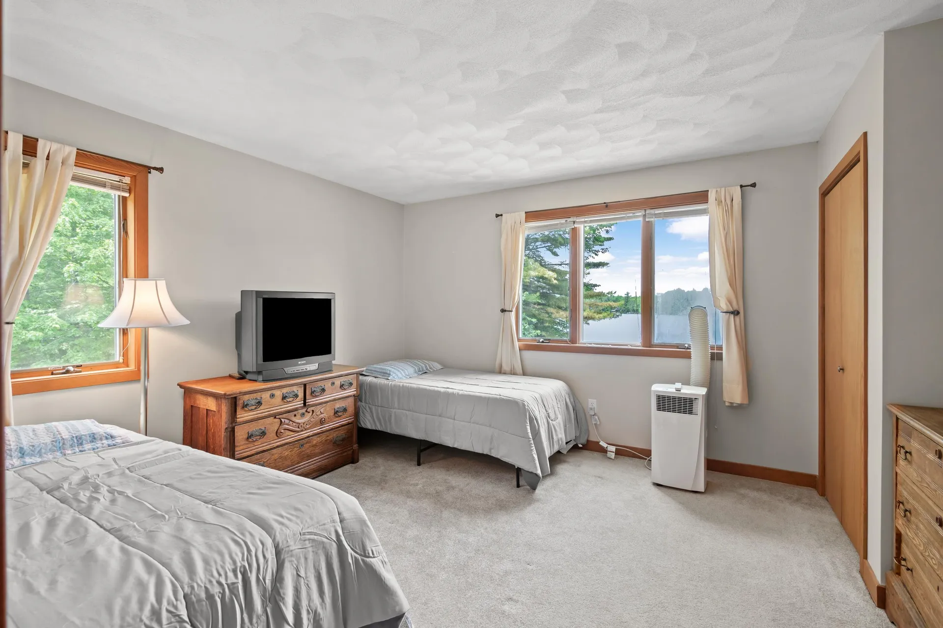 18 Auclair Road Middleton NH 03887