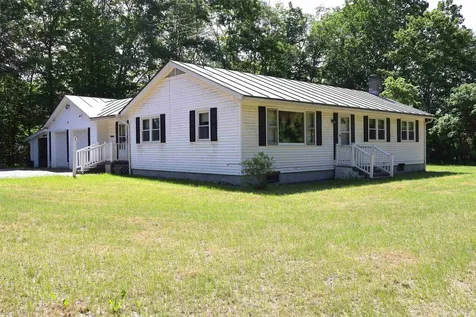 33 Grosbeak Lane Hartford VT 05001