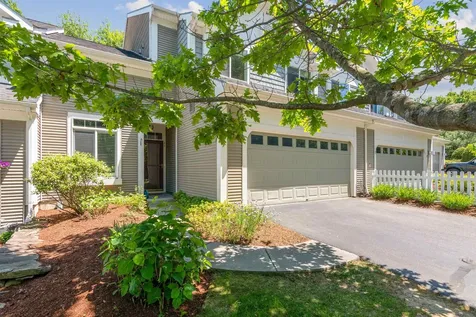 47 Chickadee Circle South Burlington VT 05403