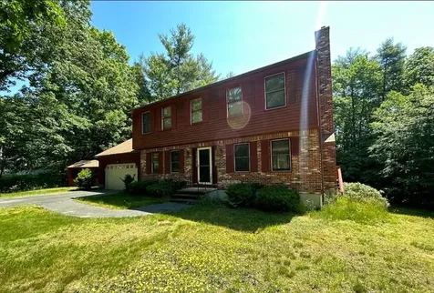 26 Sonya Drive Auburn NH 03032