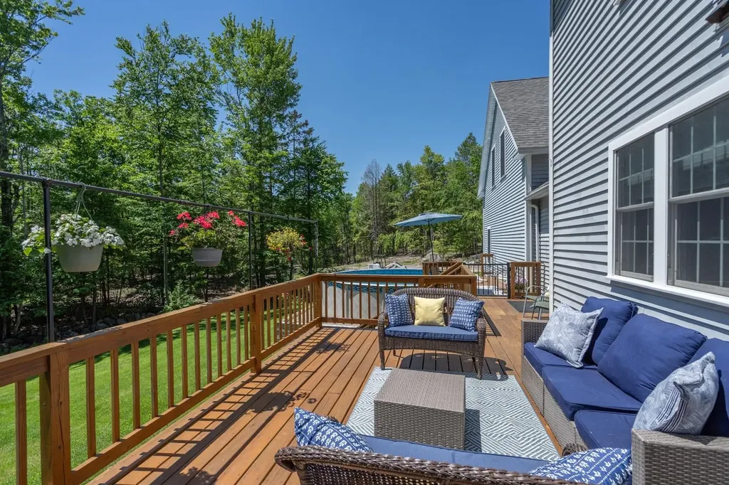 731 First Crown Point Road Strafford NH 03884