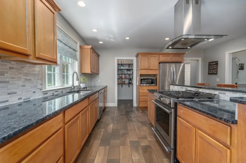 731 First Crown Point Road Strafford NH 03884