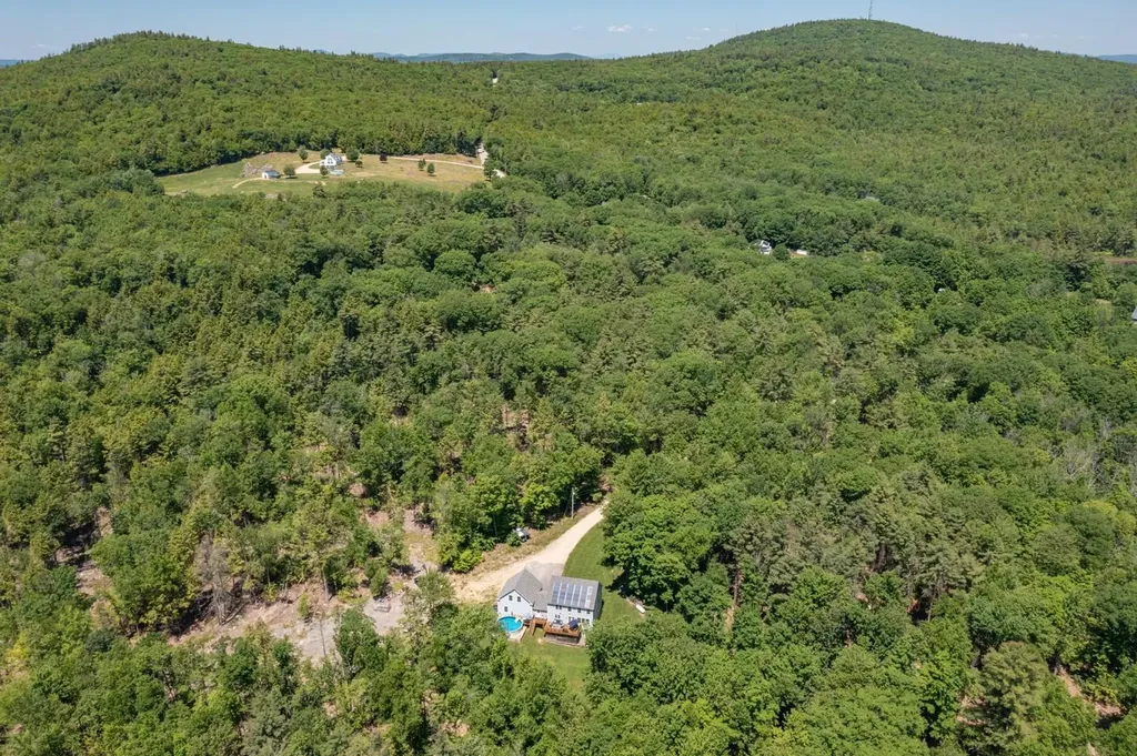 731 First Crown Point Road Strafford NH 03884
