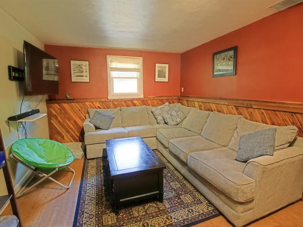 78 Robin Road Colchester VT 05446