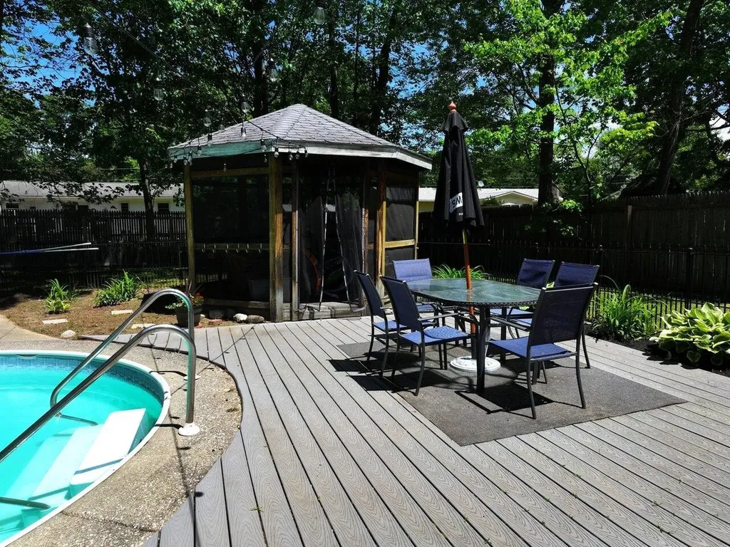 78 Robin Road Colchester VT 05446