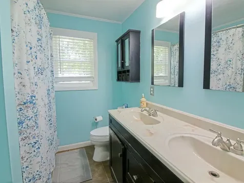 78 Robin Road Colchester VT 05446
