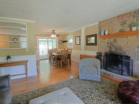 78 Robin Road Colchester VT 05446