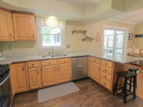 78 Robin Road Colchester VT 05446