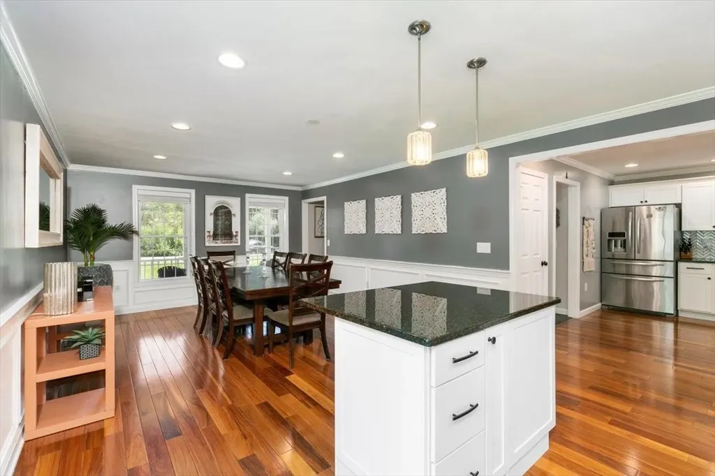 7 Mystic Court Nashua NH 03062