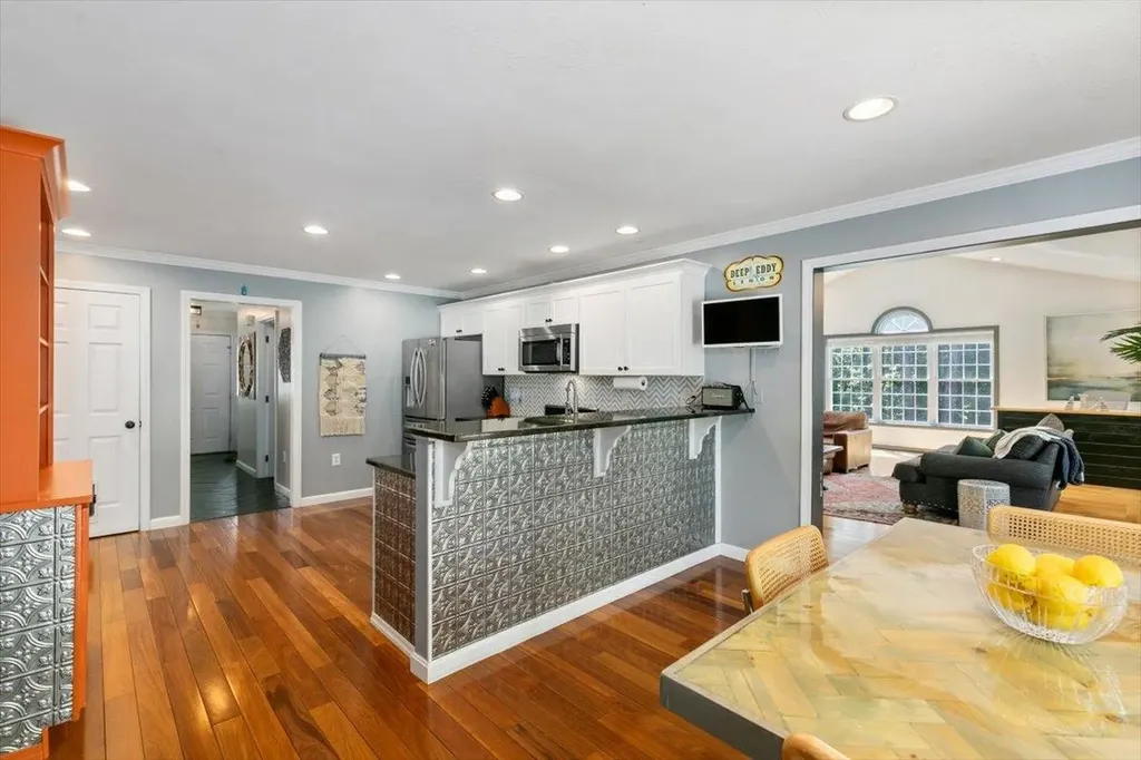 7 Mystic Court Nashua NH 03062