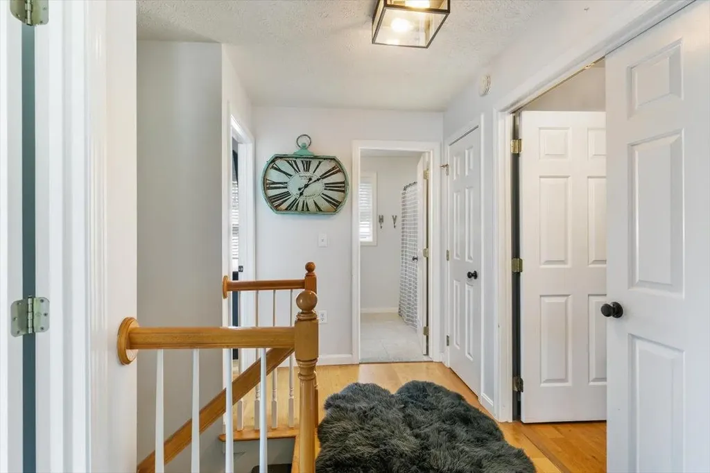 7 Mystic Court Nashua NH 03062
