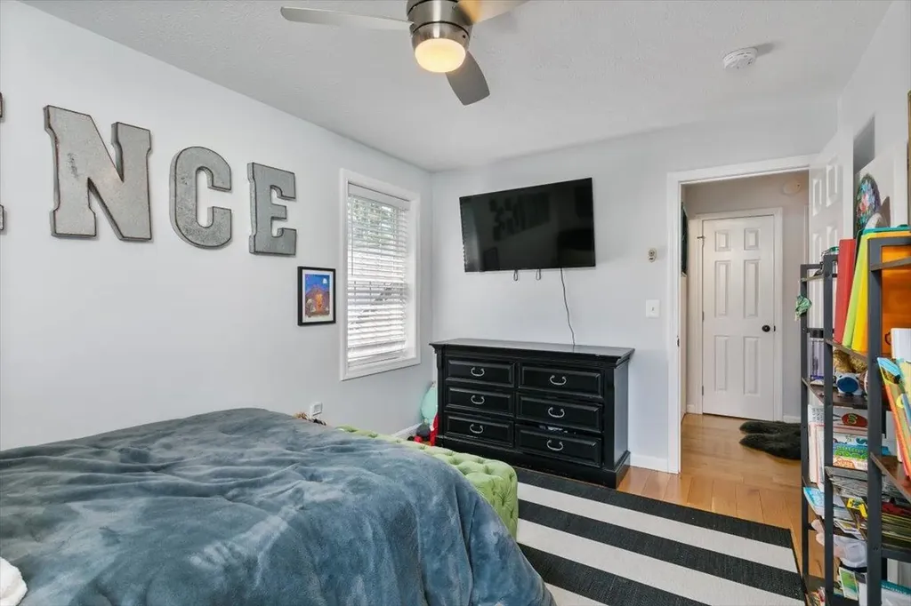 7 Mystic Court Nashua NH 03062