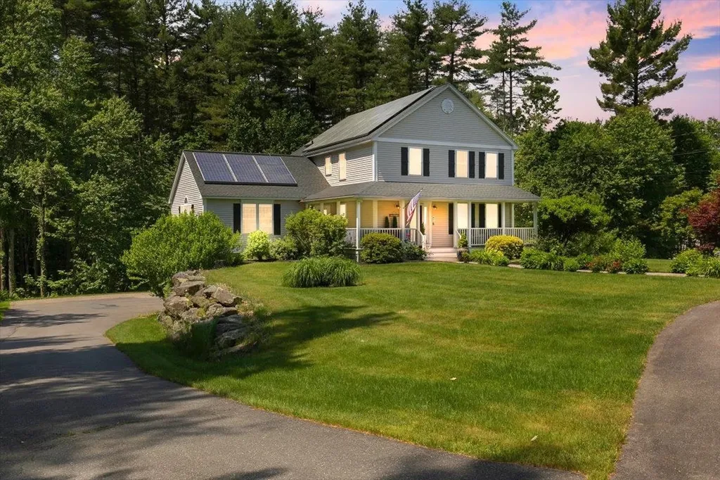 7 Mystic Court Nashua NH 03062
