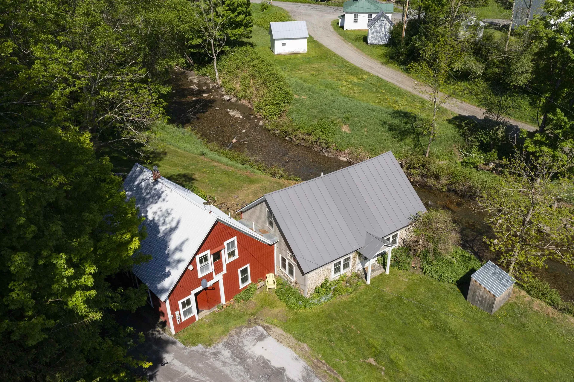16 Brook Road Strafford VT 05072