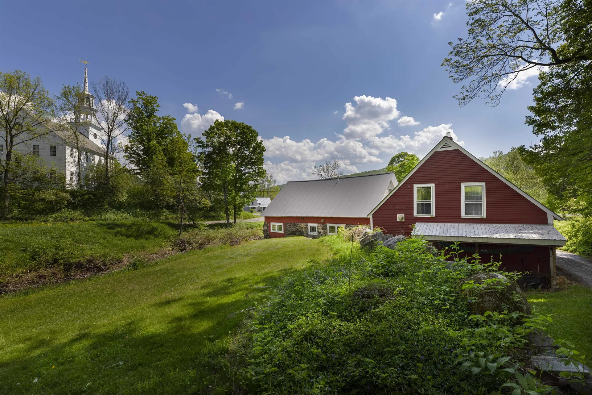 16 Brook Road Strafford VT 05072