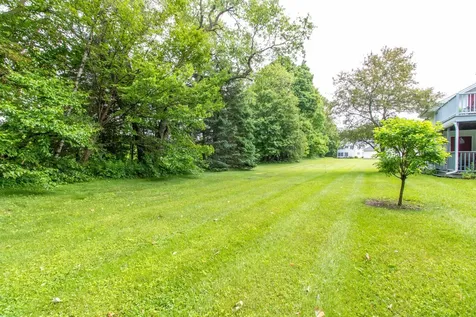 140 Kingsbury Circle Derby VT 05829