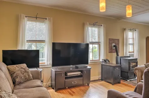 56 Douglass Street Keene NH 03431
