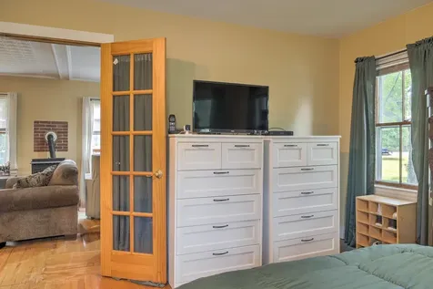56 Douglass Street Keene NH 03431