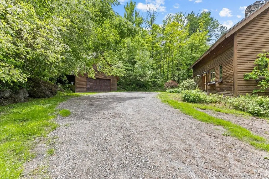 416 Upper Pinnacle Road Stowe VT 05672