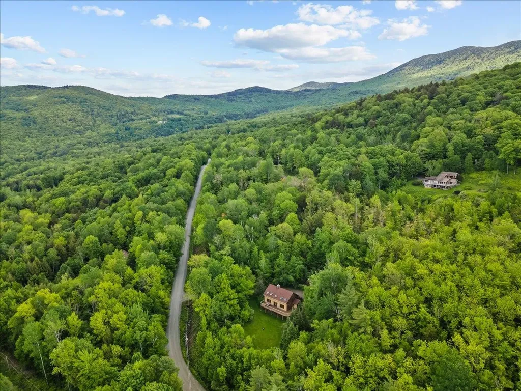 416 Upper Pinnacle Road Stowe VT 05672