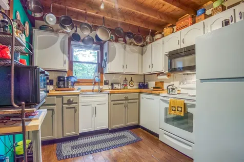 74 Hubbard Grove Shelburne NH 03581