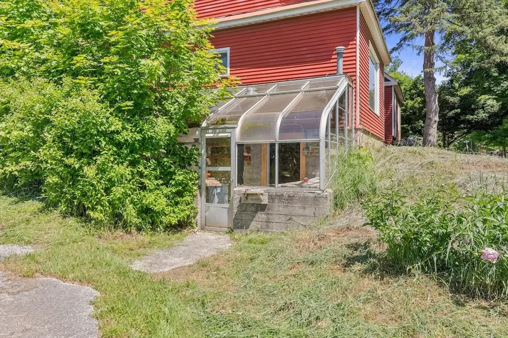 586 Plains Road Georgia VT 05468