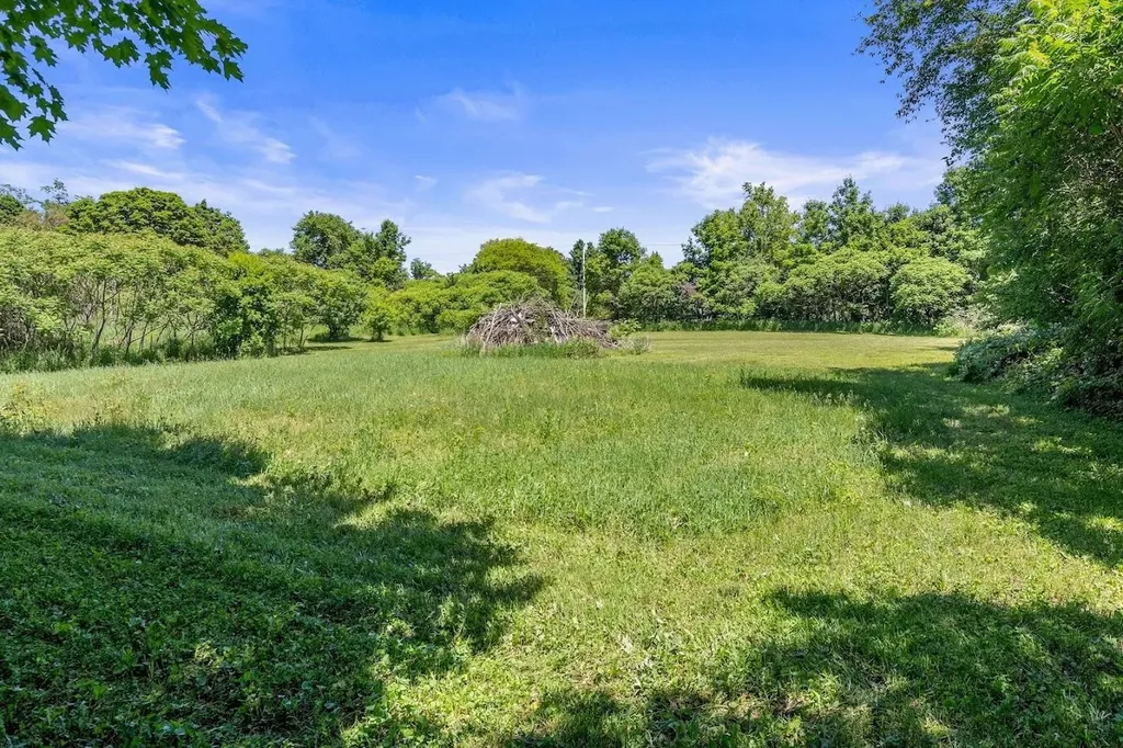586 Plains Road Georgia VT 05468
