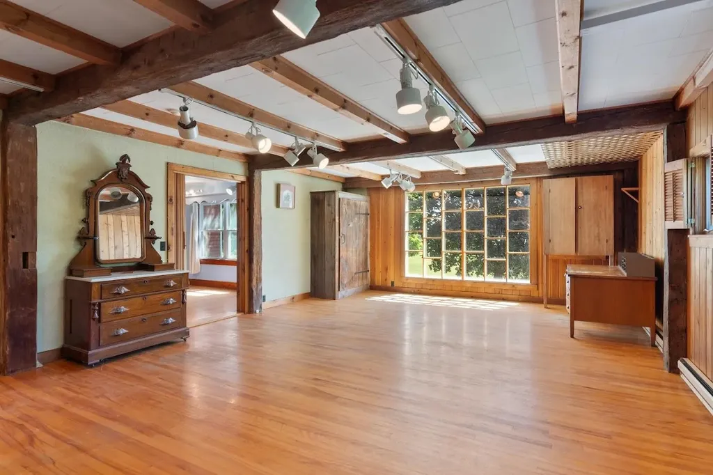 586 Plains Road Georgia VT 05468