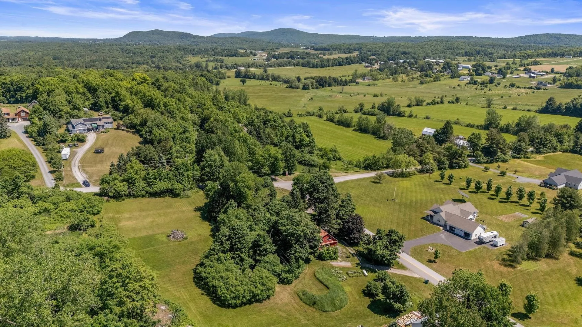 586 Plains Road Georgia VT 05468