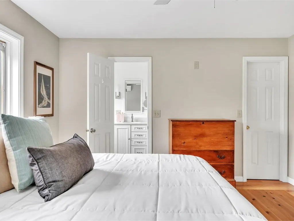 43 Cumberland Road Burlington VT 05408