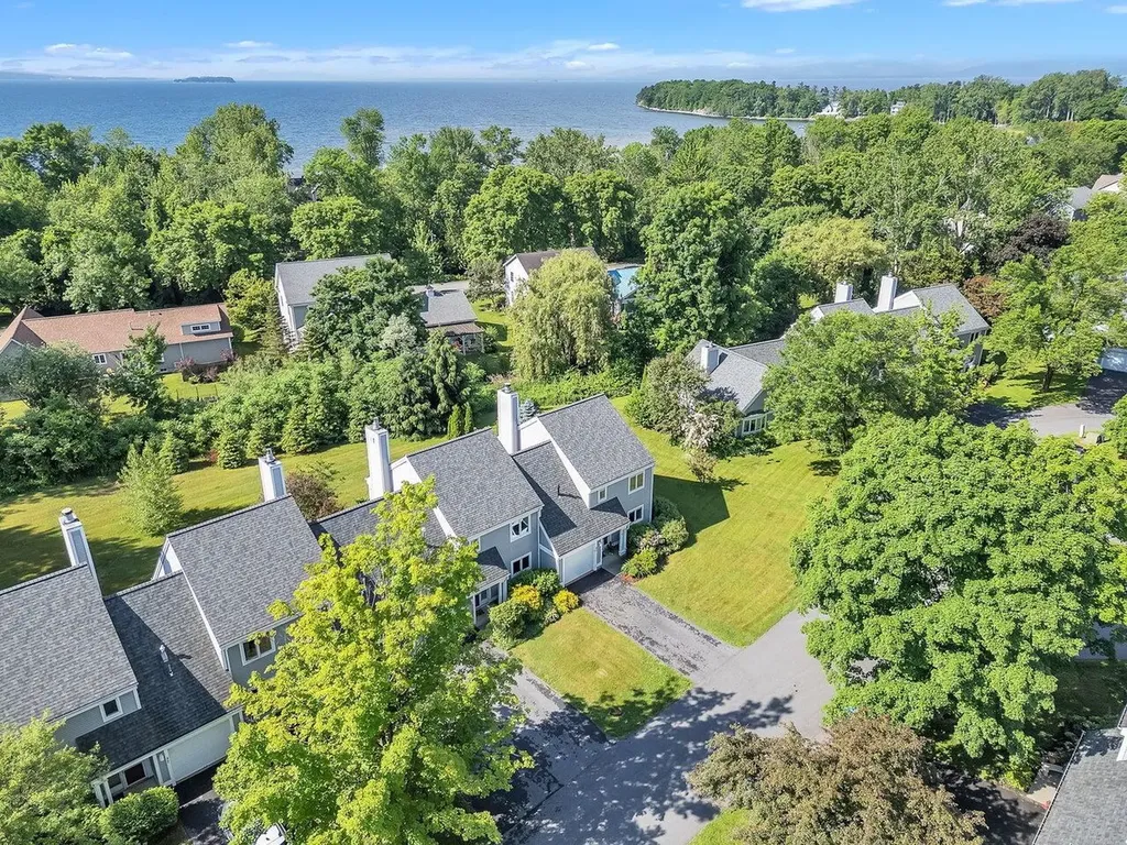 43 Cumberland Road Burlington VT 05408