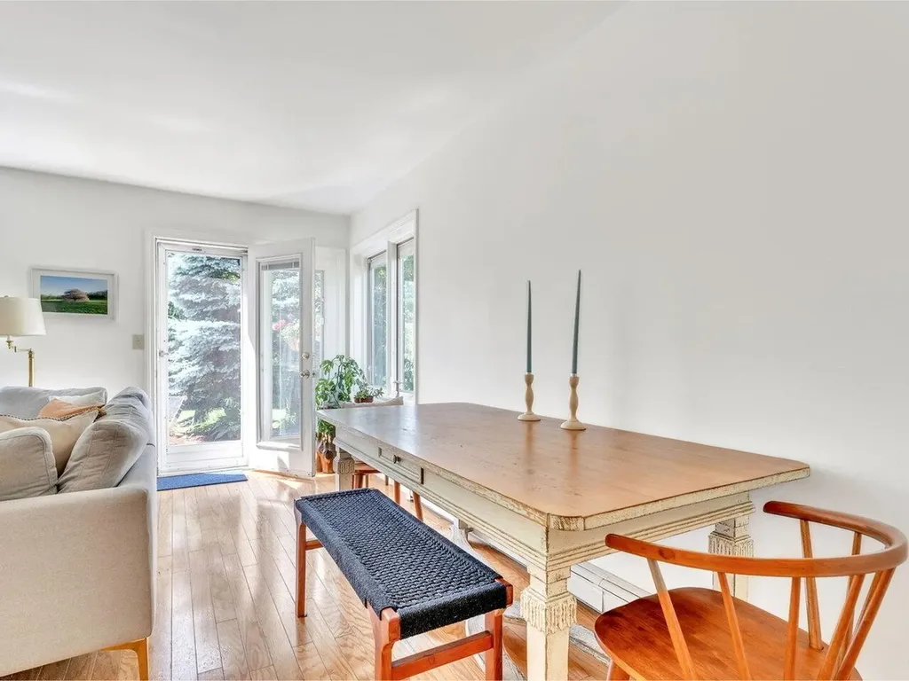 43 Cumberland Road Burlington VT 05408